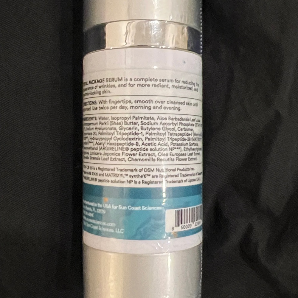 Total Package Serum – Vitamin C Hyaluronic Acid + tri peptide - Picture 3 of 3